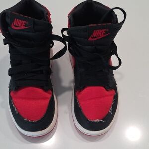 Nike Kids Black and Red High-Top Sneakers Size 11c